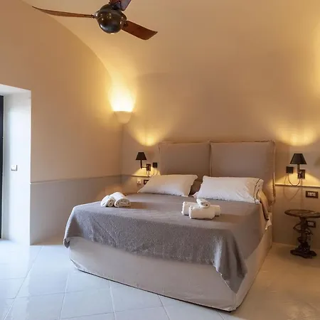 - Di Lusso A Picco Sul Mare Villa Amalfi